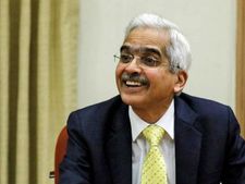 ఆర్థిక వ్యవస్థ, పాజిటివ్ ఆటిట్యూడ్‌పై ఆర్బీఐ గవర్నర్