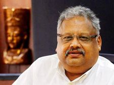 ఝున్‌ఝున్‌వాలాకు షాక్, దెబ్బకు రూ.200 కోట్ల ఆస్తి మటాష్