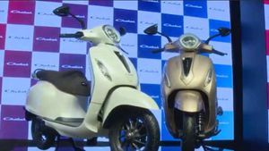 రూ.1.5 లక్షల లోపే బజాజ్ 'చేతక్': ఎలక్ట్రిక్ వెహికిల్స్‌పై రూ.30,000 వరకు సబ్సిడీ