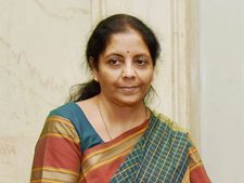 ఇక రేటింగ్ సంస్థలపై కేంద్రం కన్ను! ఆర్‌బీఐ, సెబీలకు మరిన్ని అధికారాలు... 