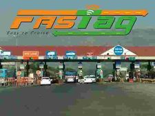 నేటి నుంచి FASTag, 25% క్యాష్ లైన్లతో పెద్ద రిలీఫ్: అదే లైన్లో వెళ్తే అధిక ఛార్జ్