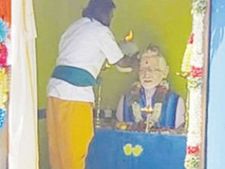 ఏటా రూ.6వేలు, PM Kisan స్కీం ఎఫెక్ట్: బీజేపీ కార్యకర్త కూడా కాదు.. మోడీకి గుడి కట్టిన రైతు
