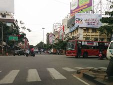  రేపు భారత్ బంద్: బ్యాంకింగ్ సహా పలు సేవలకు అంతరాయం