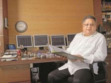 రూ.603 కోట్లు నష్టపోయిన బిగ్‌బుల్ రాకేష్ ఝున్‌ఝున్‌వాలా, ఇన్వెస్ట్ చేసిన కంపెనీలన్నీ 'బేర్'