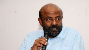  HCL ఛైర్మెన్‌ బాధ్యతలకు శివ్‌ నాడర్ గుడ్‌బై..కొత్త ఛైర్‌పర్సన్ ఎవరో తెలుసా..?