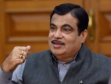 దిగుమతులు తగ్గించి, ఉత్పత్తి ఇక్కడే చేద్దాం: కేంద్రమంత్రి సూచన