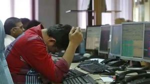 FII జోరు.. ప్రాఫిట్ బుకింగ్ దెబ్బ: ఒక్కరోజులో రూ.2.32 లక్షల కోట్ల సంపద ఆవిరి