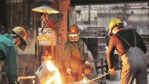  తయారీ, విద్యుత్ ఎఫెక్ట్, ఇండస్ట్రియల్ ప్రొడక్షన్ 3.6% వృద్ధి