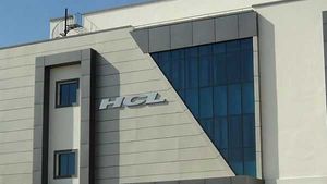 సరికొత్త రికార్డును తాకిన HCL టెక్, కొత్తగా 20,000 ఉద్యోగాలు 