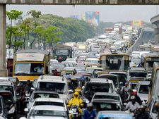  15 ఏళ్లకు పైబడిన వాహనాలు 4 కోట్లు, 70 లక్షలతో కర్ణాటక ఫస్ట్