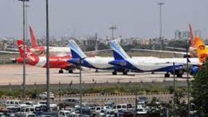 Domestic flight fares: దేశీయ విమాన ప్రయాణం చాలా కాస్ట్లీ: ఛార్జీలు భారీగా పెంపు