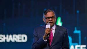 300 మిలియన్ డాలర్లతో టాటా గ్రూప్ సెమీకండక్టర్ల తయారీ యూనిట్: షార్ట్‌లిస్ట్‌లో 3 రాష్ట్రాలు