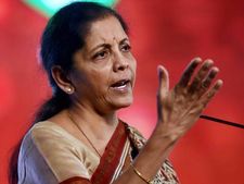 ప్రపంచ మోస్ట్ పవర్‌ఫుల్ 100 జాబితాలో నిర్మలా సీతారామన్, నాయర్