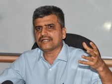 కొత్త కార్యదర్శి కోసం ఆర్థిక వ్యవహారాల శాఖ వెతుకులాట!