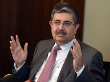 Kotak Mahindra Bank: వారసుడొస్తున్నాడు: తప్పుకోనున్న ఉదయ్ కోటక్