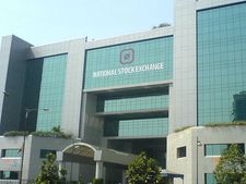 NSE కో-లొకేషన్ స్కామ్‌లో విస్తుపోయే వాస్తవాలు.. ఆ దేశం కేంద్రంగానే హవాలా.. పరిశోధనలో.. 