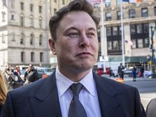 Elon Musk: ట్రాన్స్‌జెండర్‌ గా మారిన ఎలాన్ మస్క్ కుమారుడు.. మస్క్ కు  వ్యతిరేకంగా కోర్డుకు.. ఎందుకంటే..