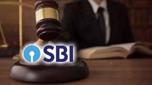 SBI: స్టేట్ బ్యాంక్ కు షాకిచ్చిన కోర్టు.. SBI తప్పిదంపై ఆగ్రహం.. మహిళ విజయం.. 