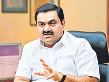 Success Story: చిన్న ఉద్యోగి నుంచి ప్రపంచ కుబేరుడిగా.. గౌతమ్ అదానీ సక్సెస్  స్టోరీ.. తప్పక తెలుసుకోండి.. 