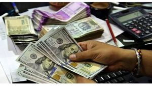 Rupee VS Doller: రూపాయి చెల్లింపులకు అనుమతించిన RBI.. రూపాయి విలువ రూ.80 తాకుతుందా..? ఫుల్ స్టోరీ.. 