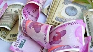 Small saving Schemes: మళ్లీ నిరాశ పరిచిన కేంద్రం.. చిన్న పొదుపు పథకాల వడ్డీ రేట్లు..