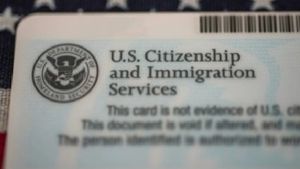 US Green Card: యూఎస్ ఆశావహులకు గుడ్ న్యూస్..  పుష్కలంగా అందుబాటులో గ్రీన్ కార్డులు.. లాస్ట్ డేట్ ఎప్పుడంటే.. 