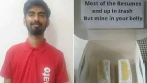 Viral News: కూటికోసం కోటి పాట్లంటే ఇదేనేమో.. ఉద్యోగం కోసం రెజ్యూమ్ ఇలా కూడా అందిస్తారా.. 