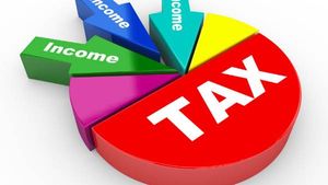 Income Tax: పన్ను రేట్లను తగ్గించే ఆలోచనలో కేంద్రం.. దశలవారీగా కొద్ద పద్ధతికి శ్రీకారం..!