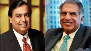 Ratan Tata: రతన్ టాటా రోజువారీ ఆదాయం ఎంతో తెలుసా..? అంబానీ ఎంత ఆర్జిస్తున్నారంటే..?