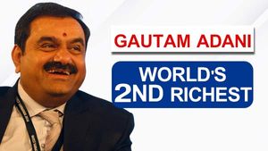 Adani: సరికొత్త రికార్డ్ సృష్టించిన గౌతమ్ అదానీ.. ప్రపంచంలో రెండో కుబేరుడిగా రికార్డ్.. భారత తొలి వ్యక్తిగా.. 