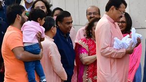  Mukesh Ambani: అంబానీ ఇంట సంబురాలు.. కొత్త వారసుల రాకతో ఆనందాలు.. ప్రత్యేక ఏర్పాట్లు