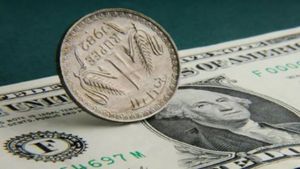 Rupee: ఏమైంది మన రూపాయికి.. ఇలా అయితే కష్టమేనా..!