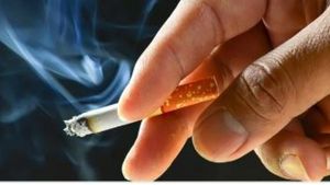 Cigarettes: సిగరెట్ ప్రియులకు బ్యాడ్ న్యూస్.. కేంద్రం రూల్స్ తో నష్టపోయే 5 స్టాక్స్ ఇవే..!