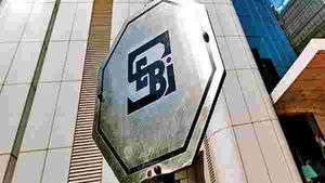Sebi new rules: ఇన్వెస్టర్స్ నిధుల సేఫ్టీ కోసం సెబీ కొత్త నిబంధన.. స్టాక్ బ్రోకర్స్, క్లియరింగ్ మెంబర్స్ ఆటలకు