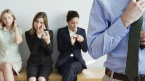 IT News: క్యాంపస్ హైరింగ్ తగ్గించిన IT, టెక్ కంపెనీలు.. యువత జాబ్ కలలు ఆవిరి..