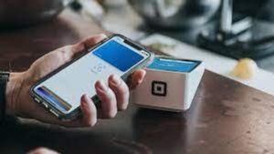 loan apps: Razorpay సహా పలు సంస్థలపై ED ఛార్జిషీట్.. కమీషన్ల కోసం చైనా యాప్లతో కుమ్మక్కై..