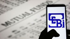 Mutual Funds: మ్యూచువల్ ఫండ్లపై సెబీ ప్రత్యేక దృష్టి.. డబల్ ఎక్స్‌పెన్స్ రేషియో చెల్లింపుపై ఏమందంటే..?