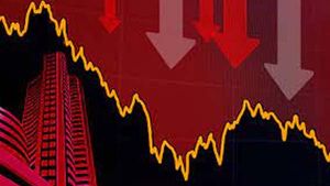 Stock Market: నష్టాల్లో మెుదలైన దేశీయ మార్కెట్లు.. ఫెడ్ మినిట్స్ బయటకు రావటంతో..