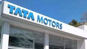 Tata Motors రికార్డు డీల్.. 25 వేల ఎలక్ట్రిక్ కార్లకు ఆర్డర్.. దూసుకుపోతున్న స్టాక్ 