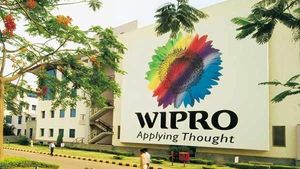 IT news: విప్రో Q4 వృద్ధిలో క్షీణతకు కారణాలివీ.. FY24 Q1 అంచనాలు ఎలా ఉన్నాయంటే..
