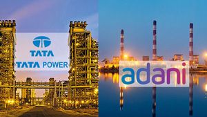 Power Stocks: సూపర్ లాభాలు నమోదు చేసిన అదానీ పవర్.. అస్సలు తగ్గని టాటా పవర్..