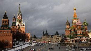 Russia: రష్యాలో కార్యకలాపాలు ఆపిన 500 విదేశీ కంపెనీ..