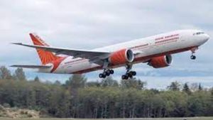 Air India: రష్యాలో ఇరుక్కున ఎయిర్ ఇండియా విమానం.. ప్యాసింజర్ల తిప్పలు.. 