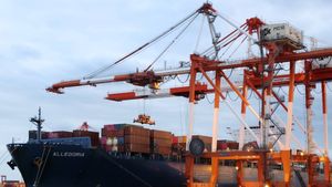 Trade Deficit: 5 నెలల గరిష్ఠానికి భారత వాణిజ్య లోటు.. క్షీణించిన ఎగుమతులు