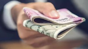 Business Ideas: చిన్న గదిలో ప్రారంభించే లో కాస్ట్ బిజినెస్.. మార్కెట్లో ఇట్టే క్లిక్ అయ్యింది.. 