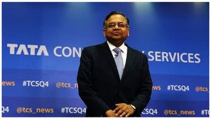 Tata News: 38 మందిని ఉద్యోగం నుంచి పీకేసిన టాటా గ్రూప్.. టీసీఎస్ తరహాలో.. ఎందుకంటే..