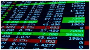 Stock Market: లాభాల్లో Sensex.. కొత్త రికార్డులను తాకిన నిఫ్టీ.. అంతా ఐటీ స్టాక్స్ మాయ..