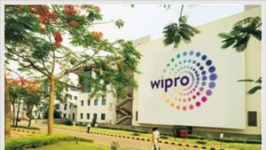 Wipro: ఒక్కసారిగా ఫోకస్ మార్చిన ఐటీ దిగ్గజం విప్రో.. టామ్ మేనేజ్మెంట్ కఠిన నిర్ణయం.. 