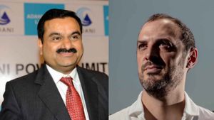 Adani-Hindenburg కేసులో సుప్రీంకోర్టును పొడిగింపు కోరిన సెబీ.. సాగతీతేనా..??