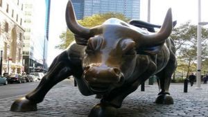 Stock Market: ఒడిదొడుకులతో నష్టాల ప్రారంభం.. అమెరికా ఆసియా మార్కెట్ల ప్రభావంతో..